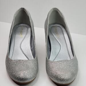 My Soft Pumps 8.5 Silver Metallic 2" Block Heel Slip On Dressy Holiday Party